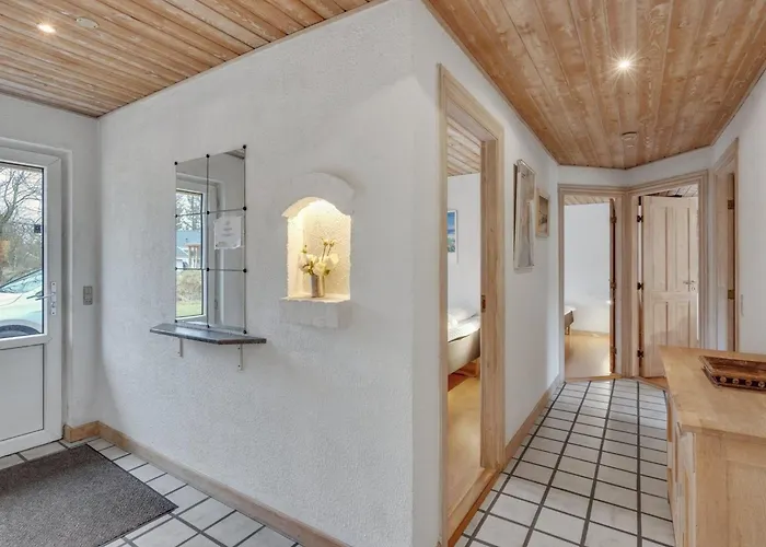 Prázdninový dům Vicktoria - 500m To The Fjord By Interhome